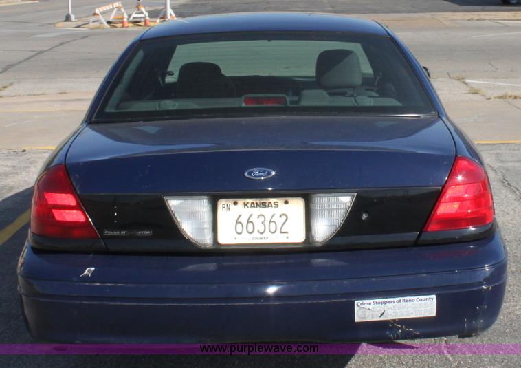 image for item G4928 2003 Ford Crown Victoria Police Interceptor