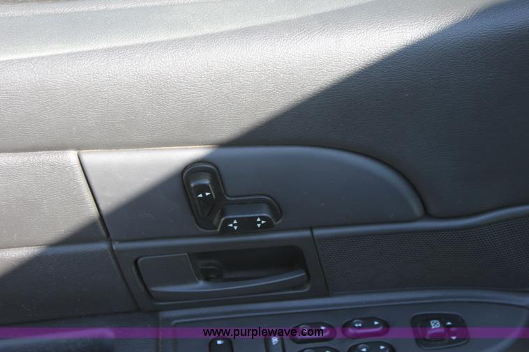 image for item G4928 2003 Ford Crown Victoria Police Interceptor