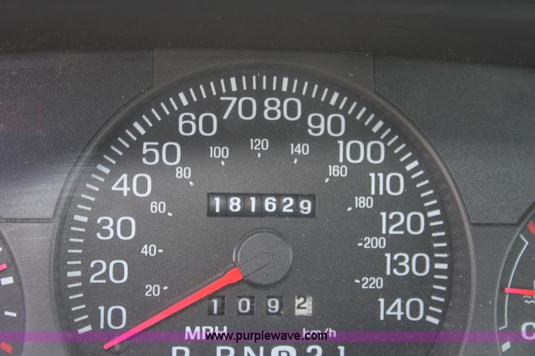 image for item G4928 2003 Ford Crown Victoria Police Interceptor