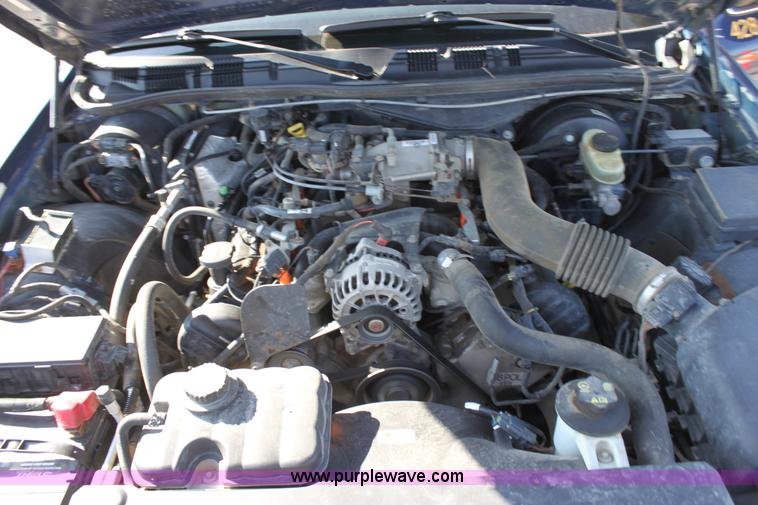 image for item G4928 2003 Ford Crown Victoria Police Interceptor