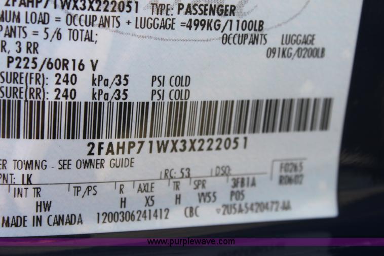 image for item G4928 2003 Ford Crown Victoria Police Interceptor