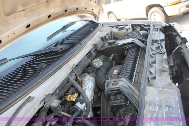 image for item G4935 2008 Ford E450 Super Duty transit bus