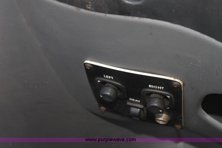 image for item G4936 2007 Ford E450 Super Duty transit bus