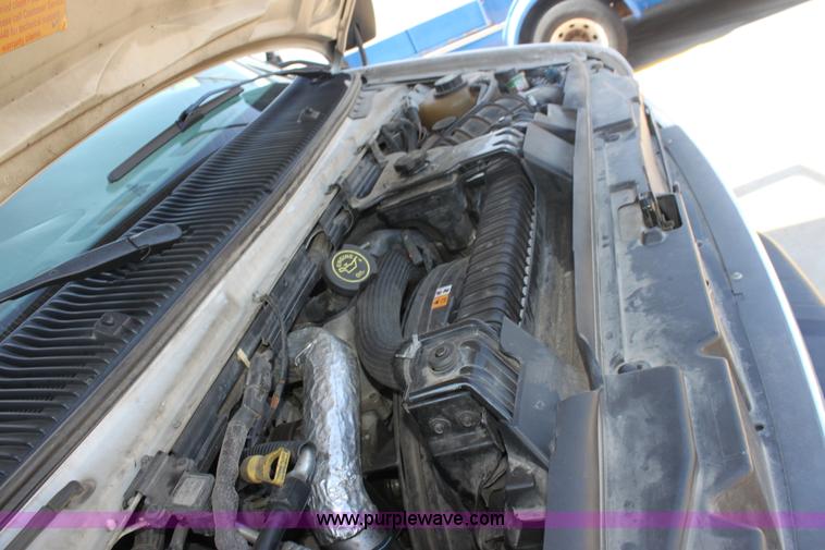 image for item G4936 2007 Ford E450 Super Duty transit bus