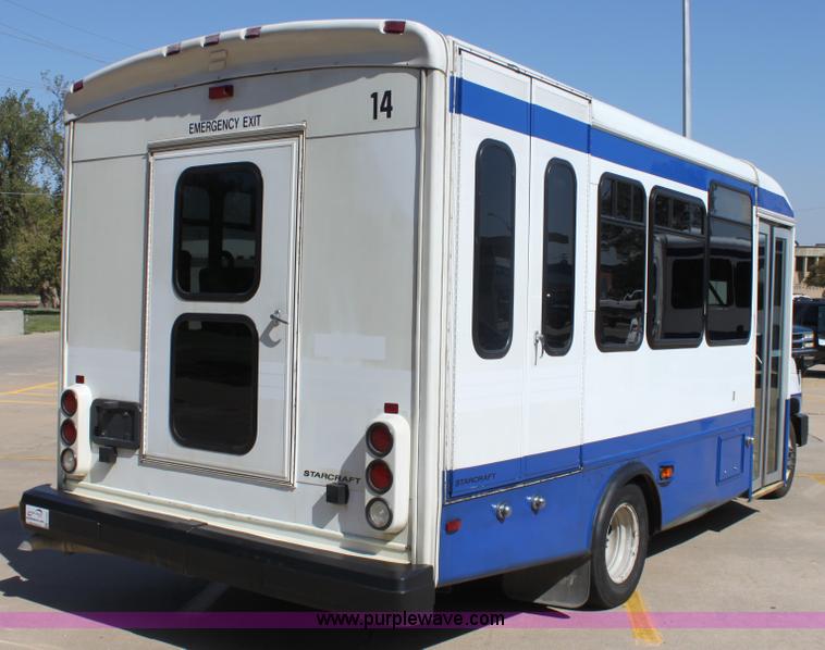 image for item G4937 2008 Ford E450 Super Duty transit bus