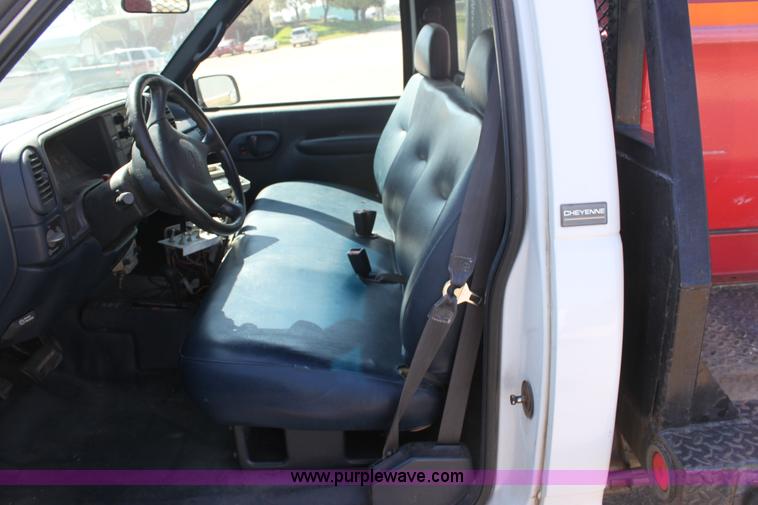 image for item G4938 1996 Chevrolet Cheyenne K2500 flatbed spray truck