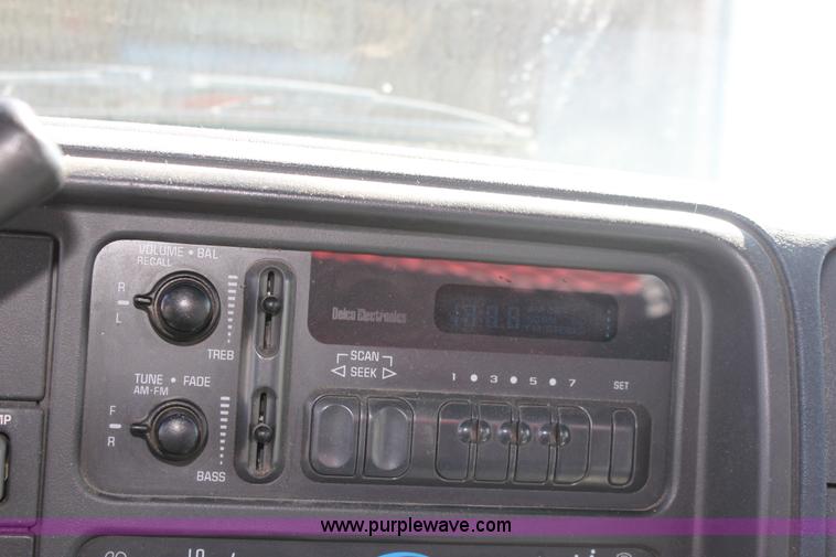 image for item G4938 1996 Chevrolet Cheyenne K2500 flatbed spray truck