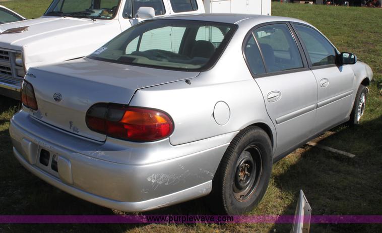 image for item G4952 2002 Chevrolet Malibu