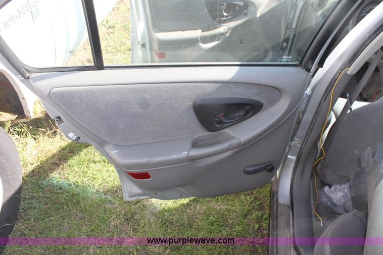 image for item G4952 2002 Chevrolet Malibu