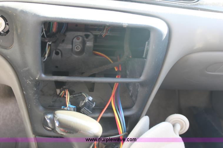 image for item G4952 2002 Chevrolet Malibu