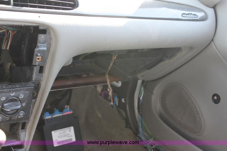 image for item G4953 2002 Chevrolet Malibu