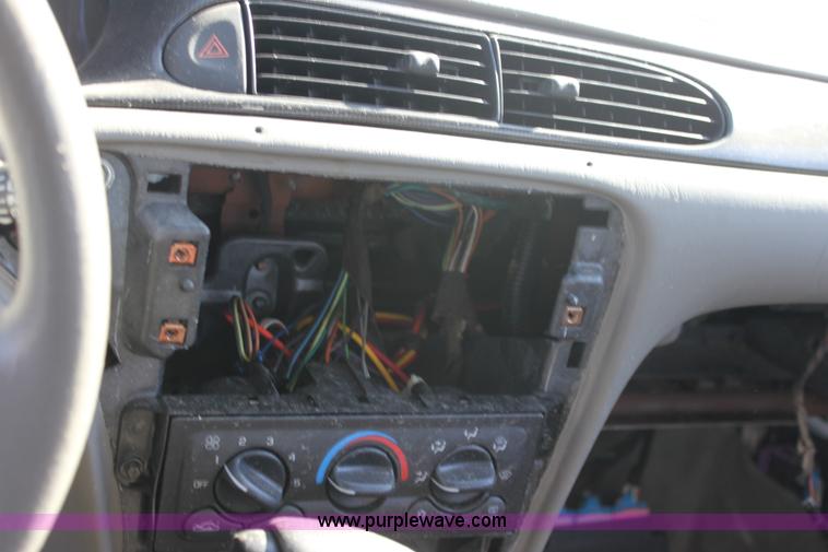 image for item G4953 2002 Chevrolet Malibu