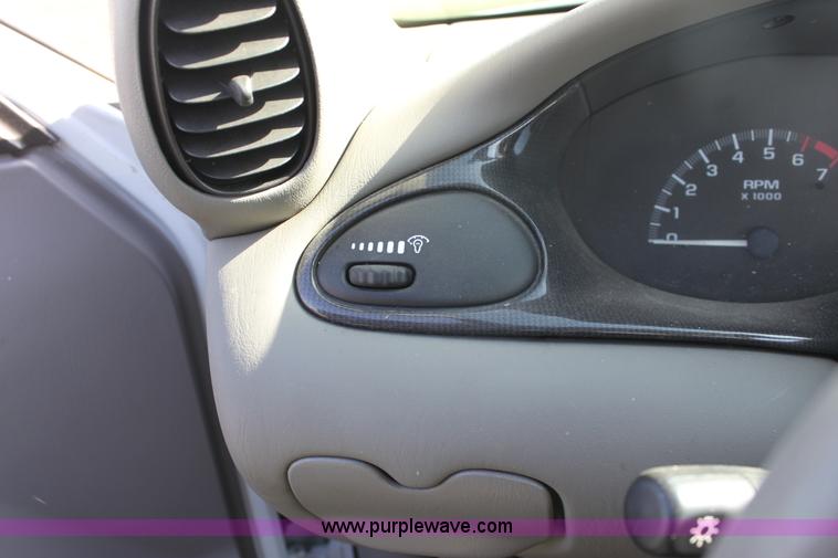 image for item G4953 2002 Chevrolet Malibu