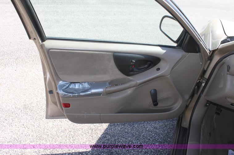 image for item G4954 2002 Chevrolet Malibu