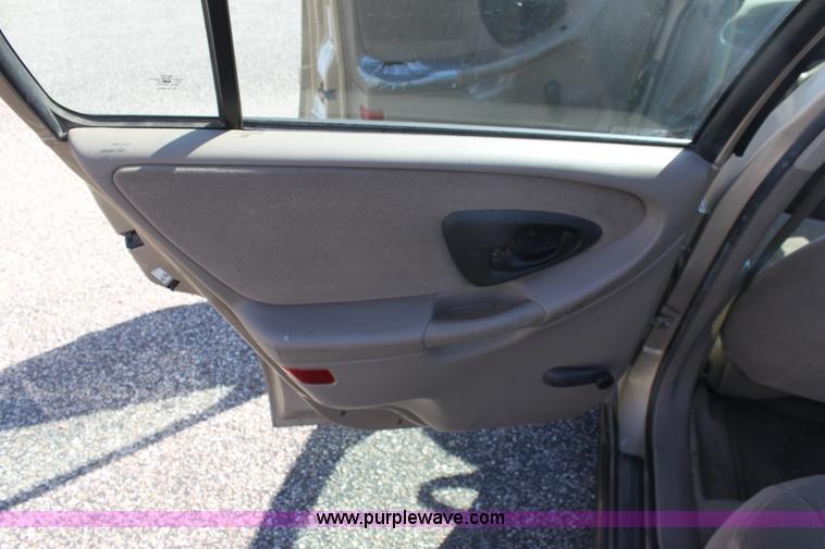 image for item G4954 2002 Chevrolet Malibu