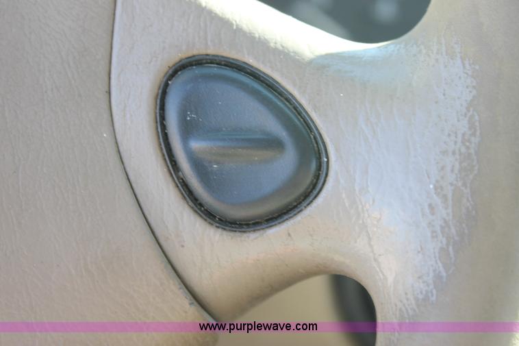 image for item G4954 2002 Chevrolet Malibu