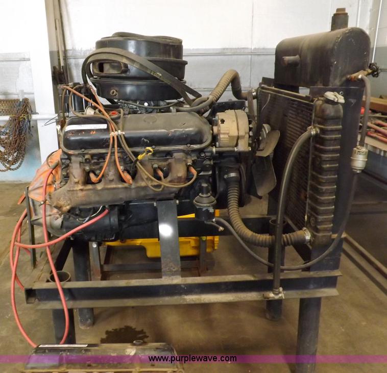 image for item J9037 Chevrolet 454 CID V8 gas engine