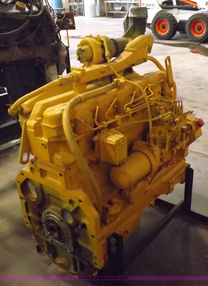image for item J9039 John Deere 466 six cylinder turbo diesel engine