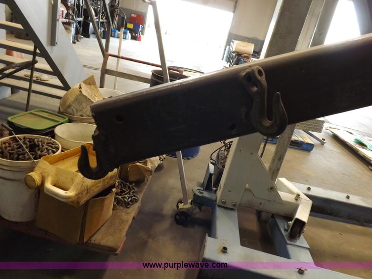 image for item J9041 (2) hoists