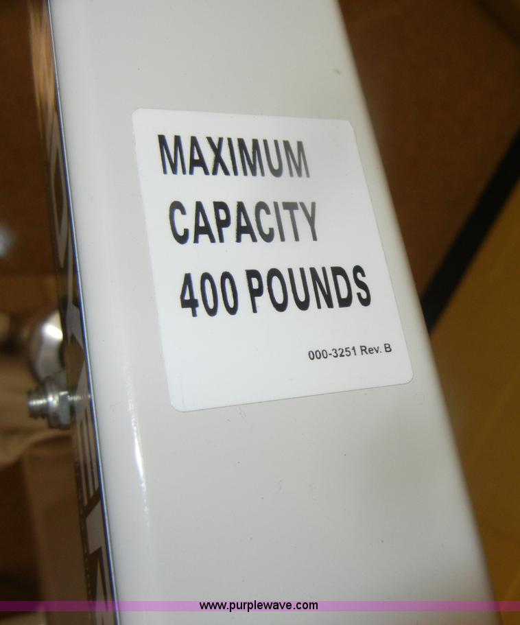 image for item N9674 Hoyer manual wheelchair lift