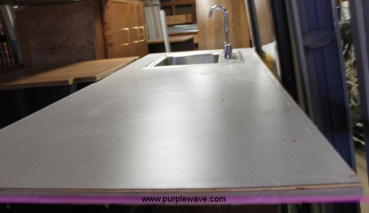 image for item R9875 Assorted home improvement items