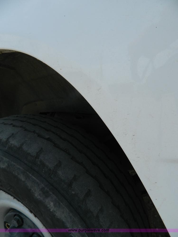 image for item T9443 1991 Chevrolet 1500 pickup truck