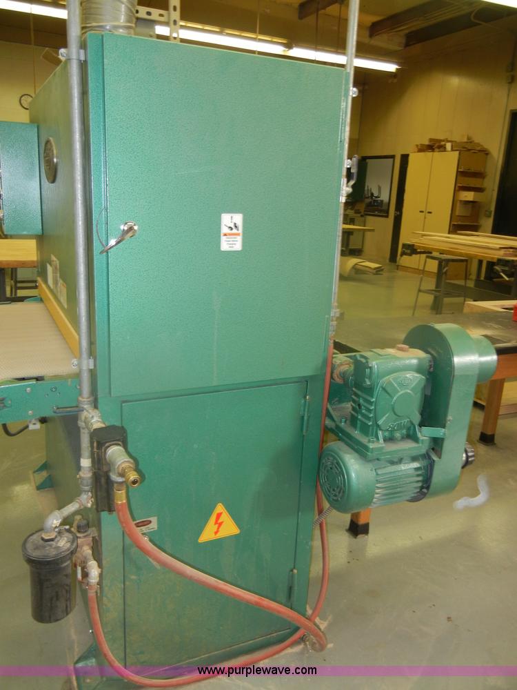 image for item U9504 2002 Grizzly 37" belt sander