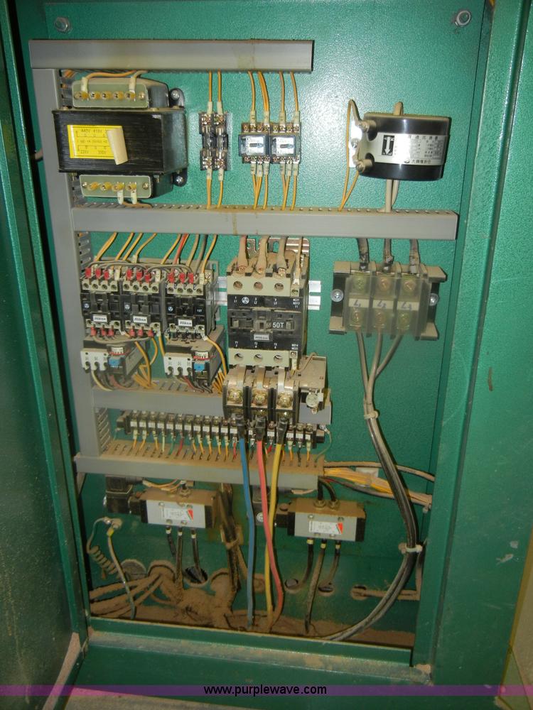 image for item U9504 2002 Grizzly 37" belt sander