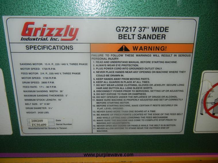 image for item U9504 2002 Grizzly 37" belt sander