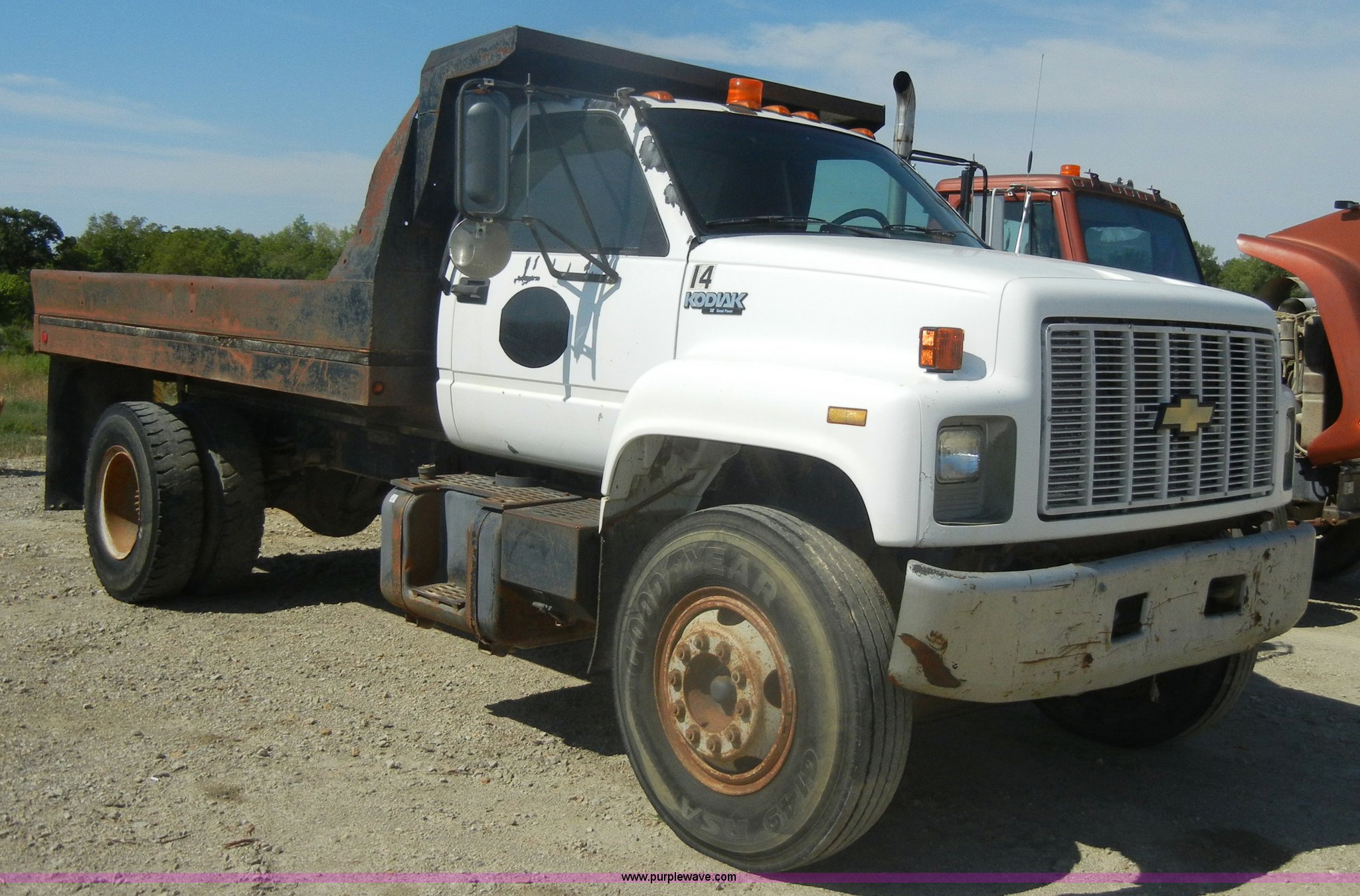 1990 Chevrolet Kodiak dump truck in Oskaloosa, KS Item D4417 sold