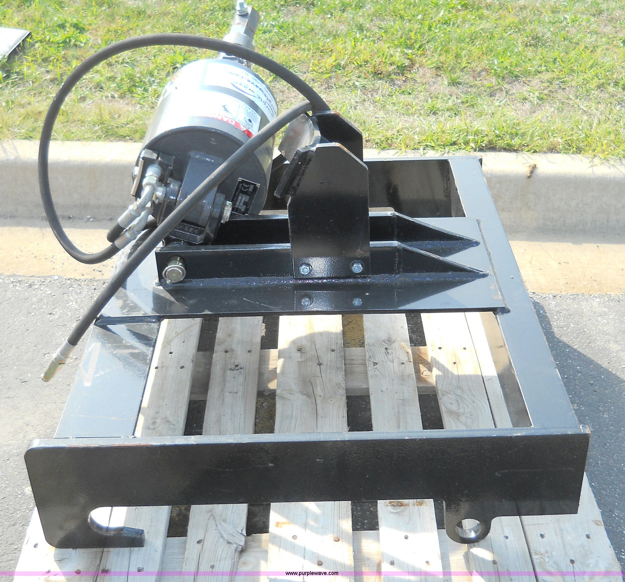 McMillen telehandler auger attachment in Lees Summit, MO Item E5505