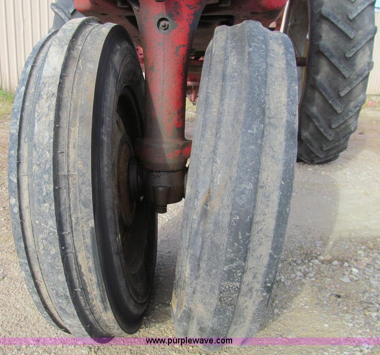 image for item A8462 1956 Massey-Harris 444 tractor