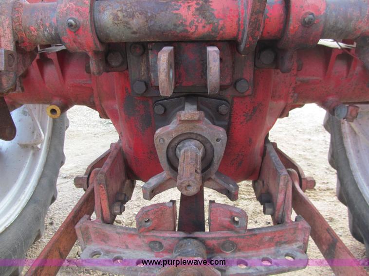 image for item A8462 1956 Massey-Harris 444 tractor