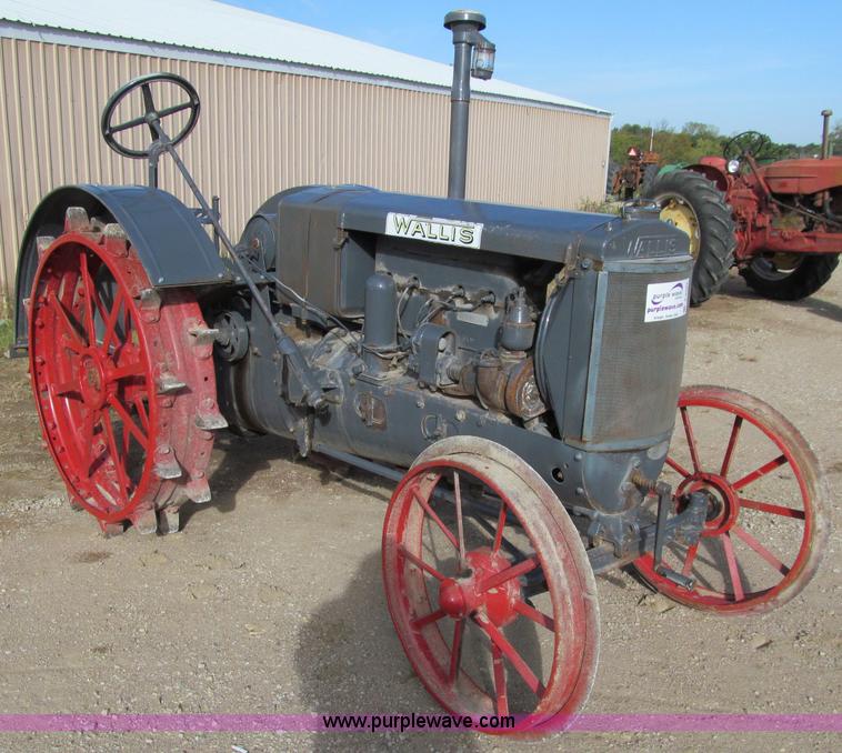 image for item A8463 1929 Wallis 1220 tractor