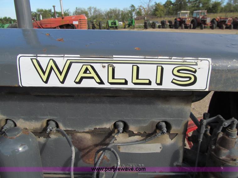image for item A8463 1929 Wallis 1220 tractor