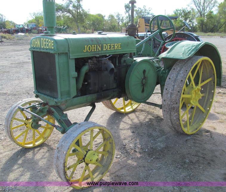 image for item A8466 1929 John Deere GP tractor