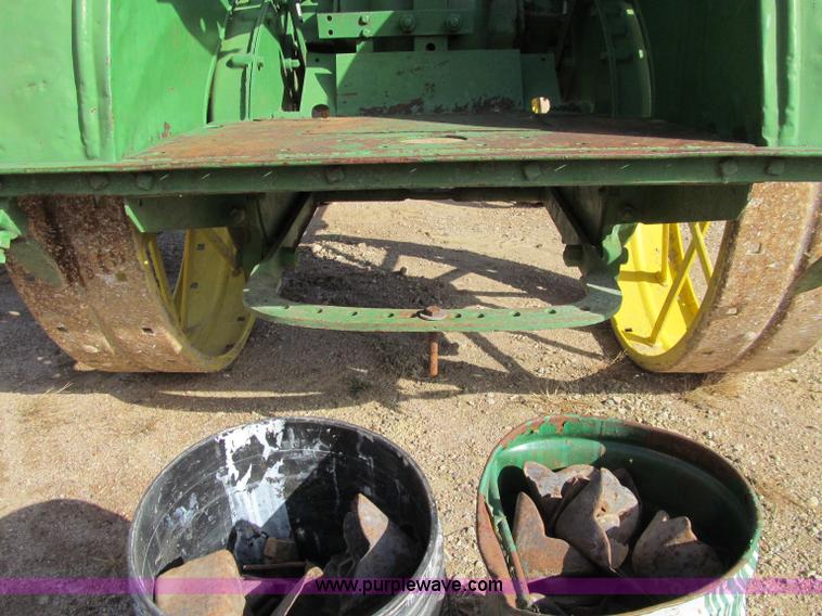 image for item A8466 1929 John Deere GP tractor