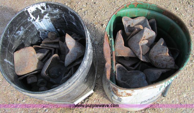 image for item A8466 1929 John Deere GP tractor