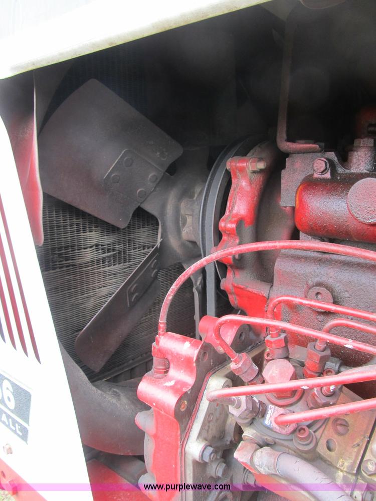 image for item B2879 1975 International Farmall 1566 tractor