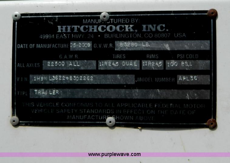 image for item B3851 2009 Hitchcock APL36 chain floor trailer