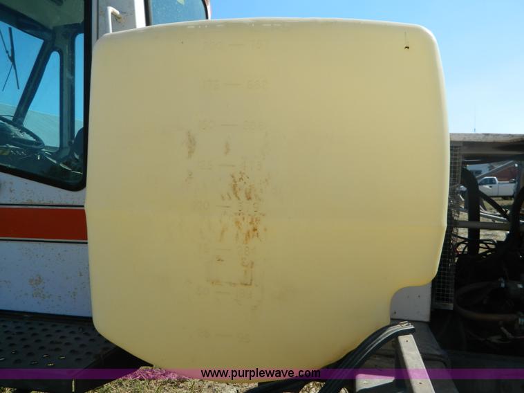 image for item B3869 SpraCoupe 220 self propelled sprayer