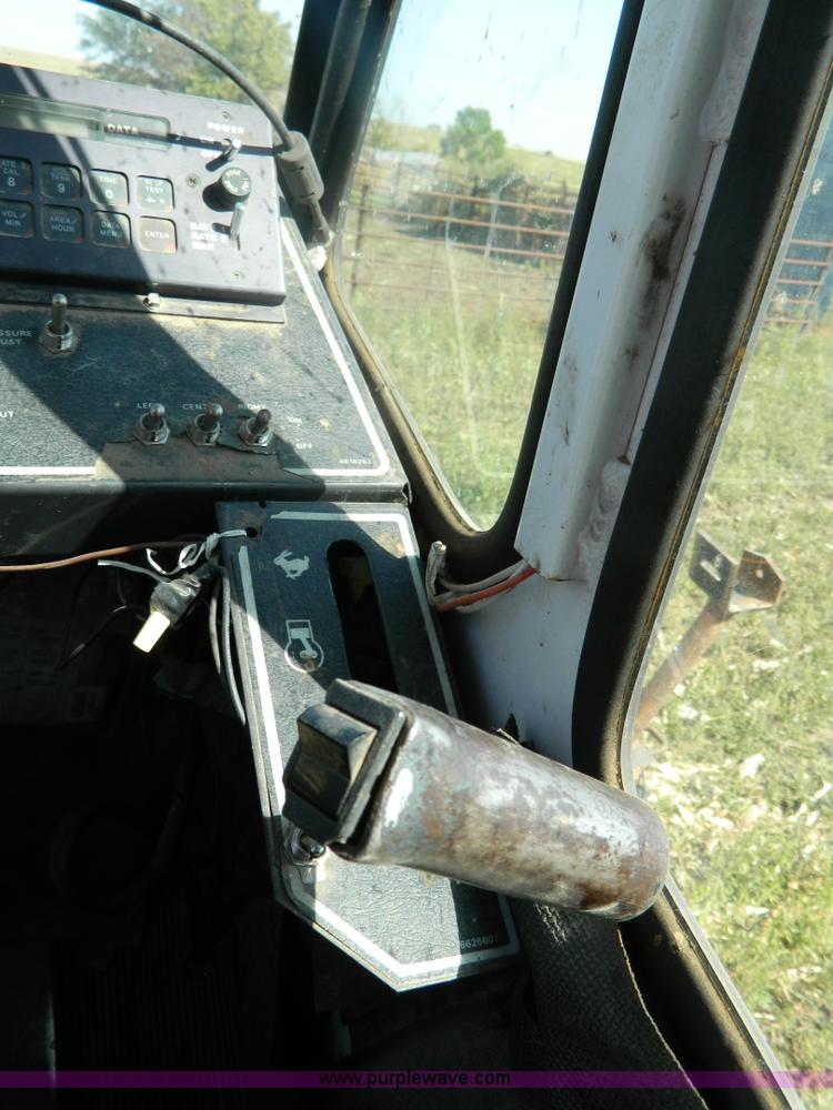 image for item B3869 SpraCoupe 220 self propelled sprayer