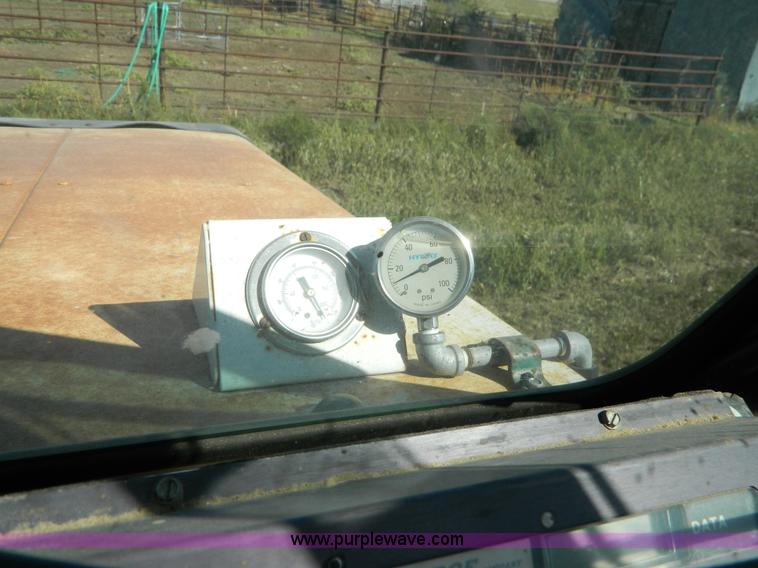 image for item B3869 SpraCoupe 220 self propelled sprayer