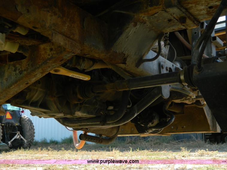 image for item B3869 SpraCoupe 220 self propelled sprayer