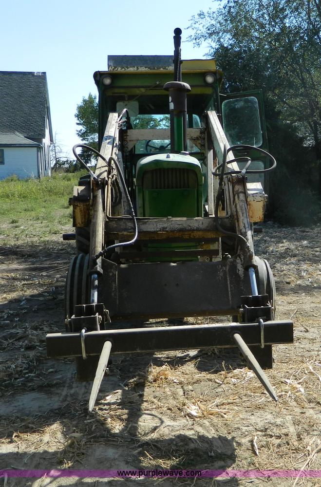image for item B3870 1968 John Deere 4020 tractor