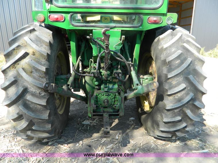 image for item B3870 1968 John Deere 4020 tractor
