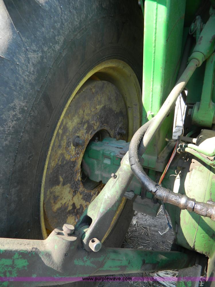 image for item B3870 1968 John Deere 4020 tractor