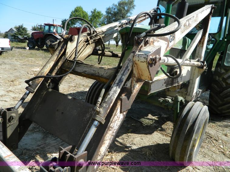 image for item B3870 1968 John Deere 4020 tractor