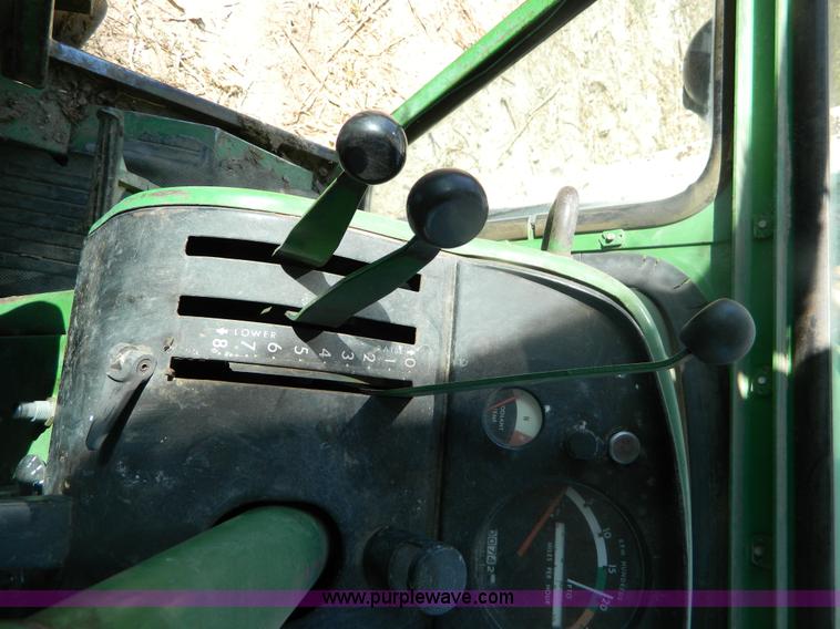 image for item B3870 1968 John Deere 4020 tractor