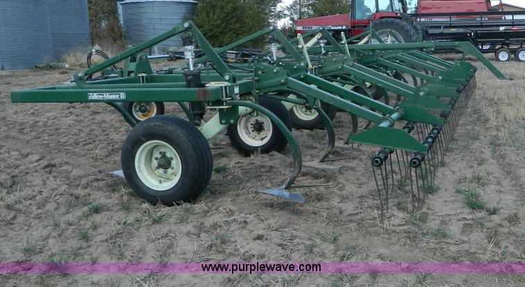 image for item B3871 QuinStar Fallow Master II 35' cultivator